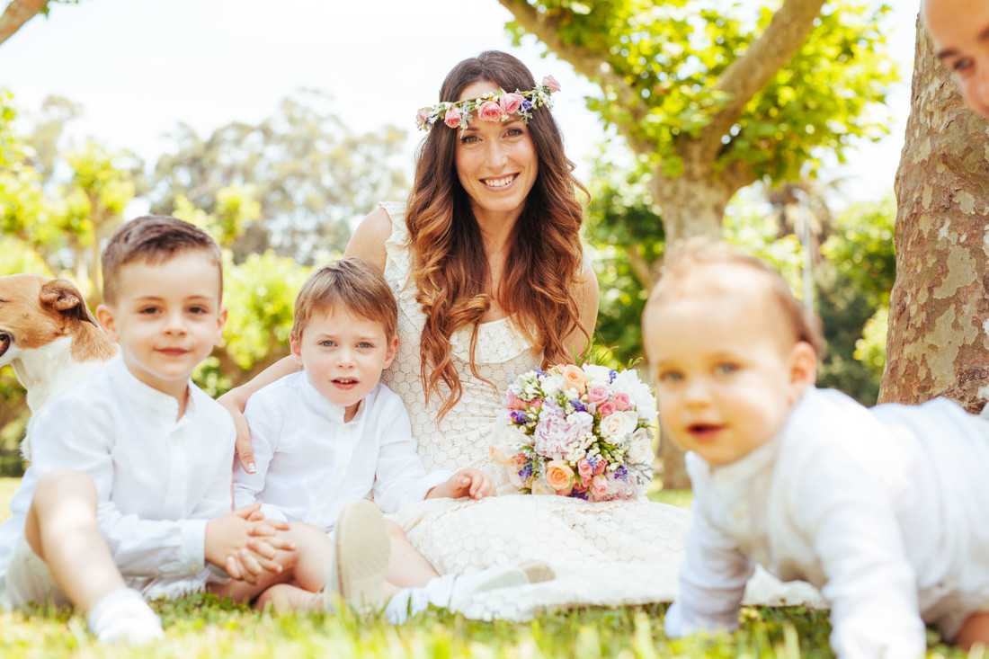 16 Boda vintage - Retrato novia y niños - Fotografo bodas Bilbao