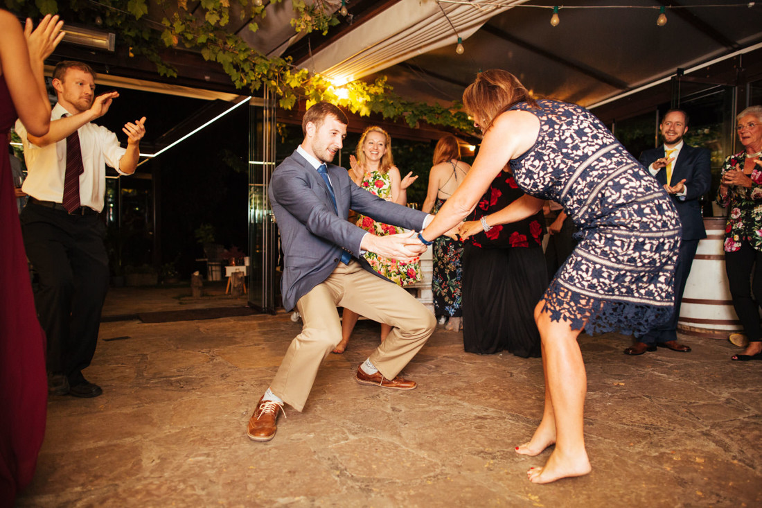 29 Fiesta baile invitados. Fotografo boda Sopelana. Kunst Photo & Art