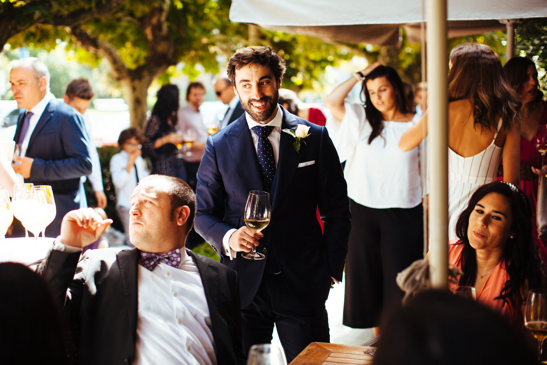 Novio feliz. Fotografo de bodas Bilbao.