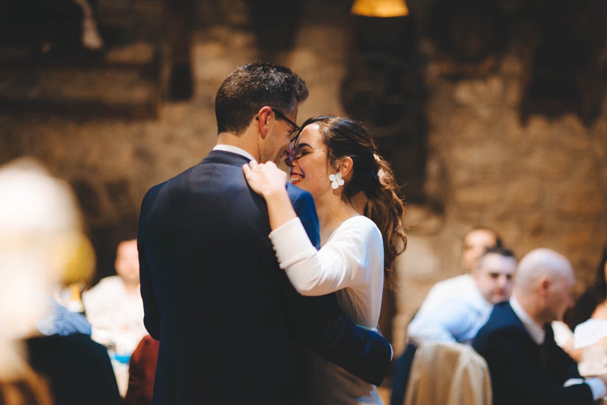 Bride & Groom, wedding dance. Baserri Maitea Forua Urdaibai